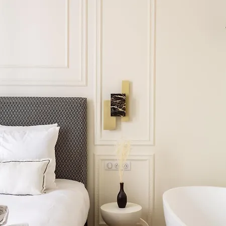 The Classy Parisian Апартаменты