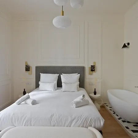 The Classy Parisian Апартаменты
